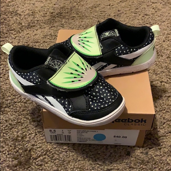 Size 8.5 Toddler Reebok Sneakers - Picture 3 of 5